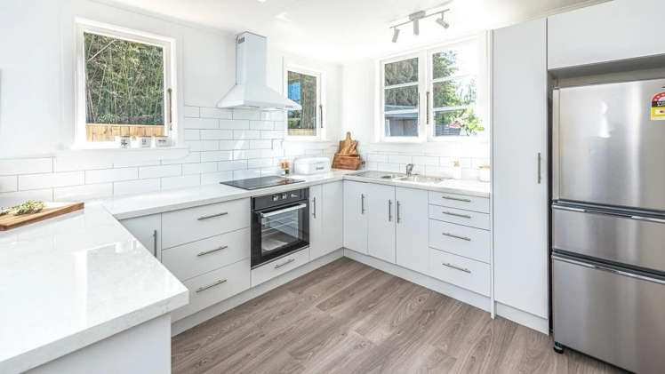 33A Broadhead Avenue 1230_2