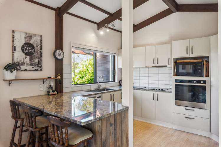 21 Anaru Street Raumati Beach_6