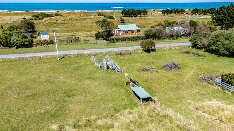 212 Flat Point Road Masterton_25