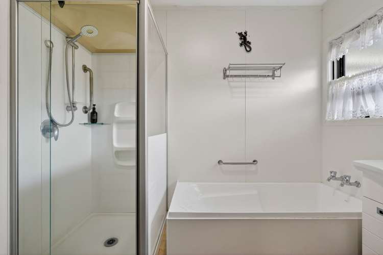 35 Kia Ora Road Beach Haven_17