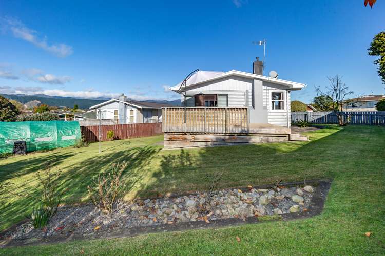 13 Burn Street Levin_13