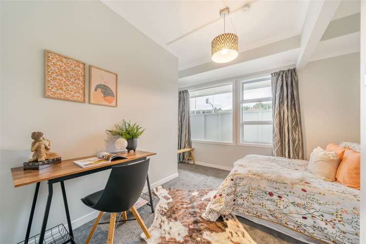 1185 Fergusson Drive Clouston Park_19