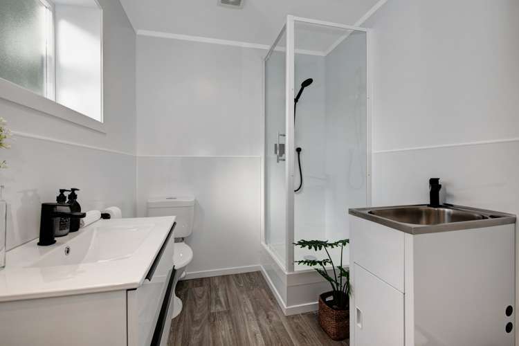 753 East Coast Road Northcross_7