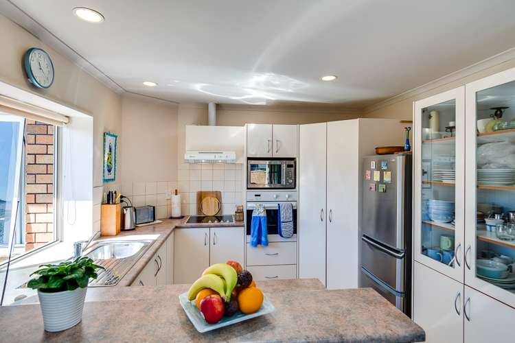 7 Forbury Way Taradale_3