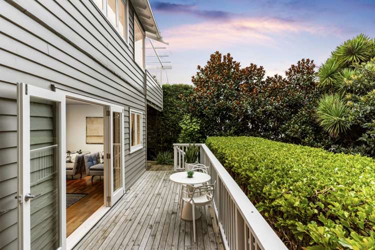 131 Bassett Road Remuera_15