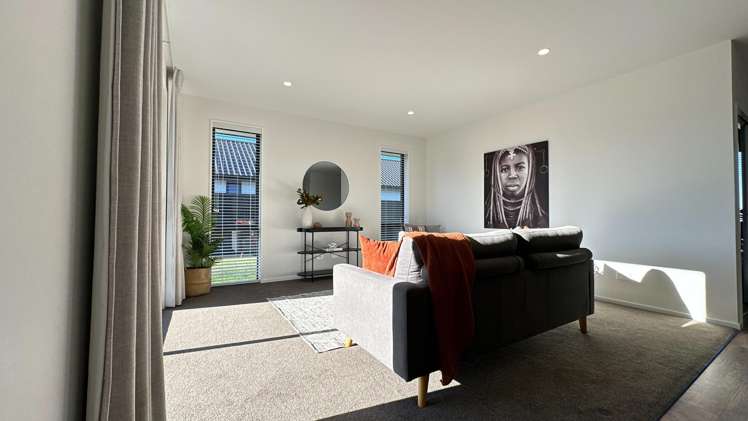 40 Strowan Avenue Elgin_3