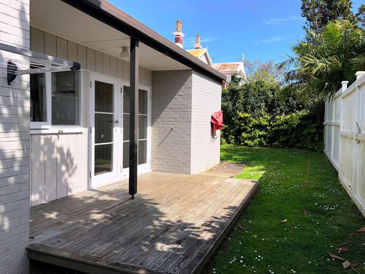 12a Claude Road Epsom_5