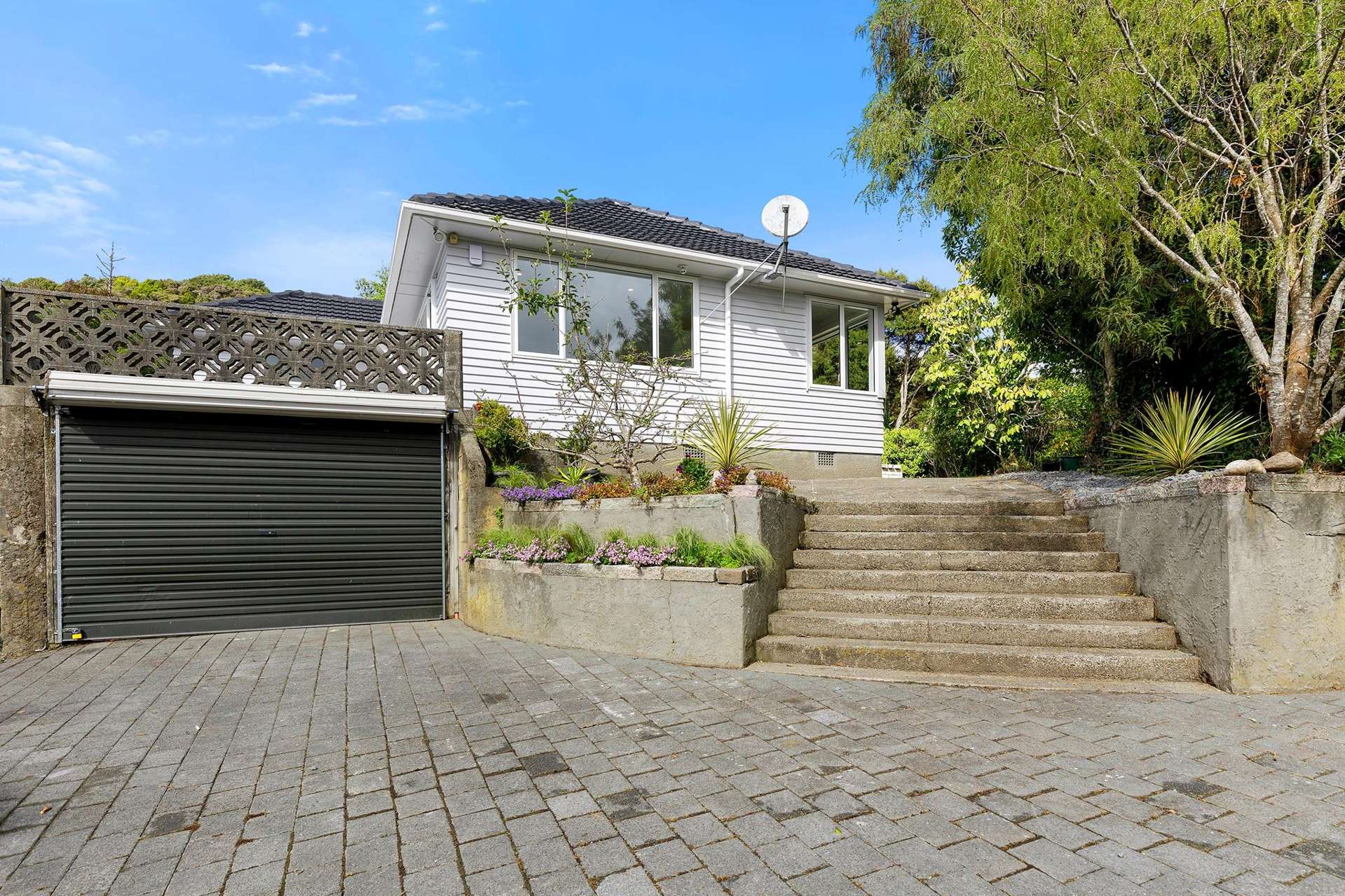 27 James Grove Stokes Valley_0