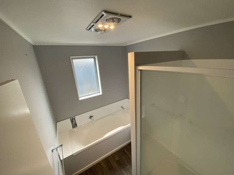 14 Henry Lane Patumahoe_7