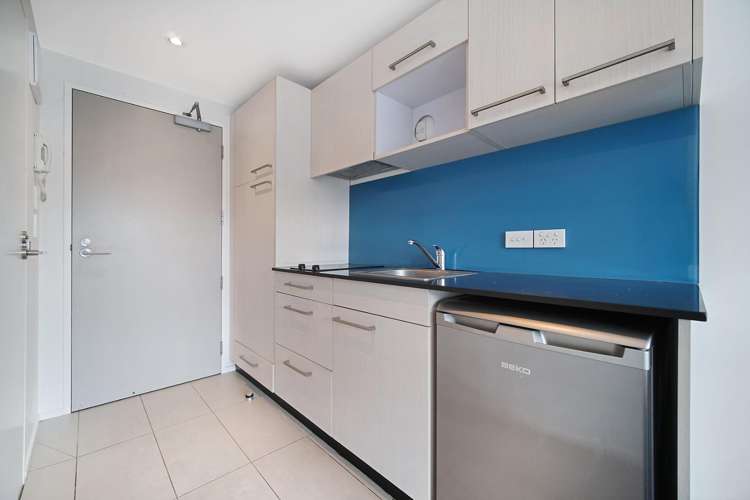 307/3 Basque Road 10021_1