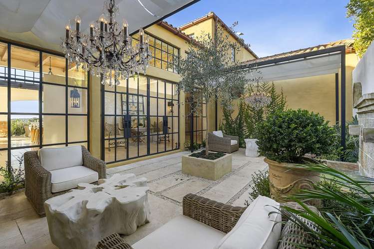 211 Te Whau Drive Waiheke Island_24