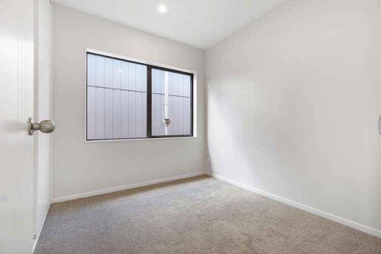 24 Puwha Street Massey_8