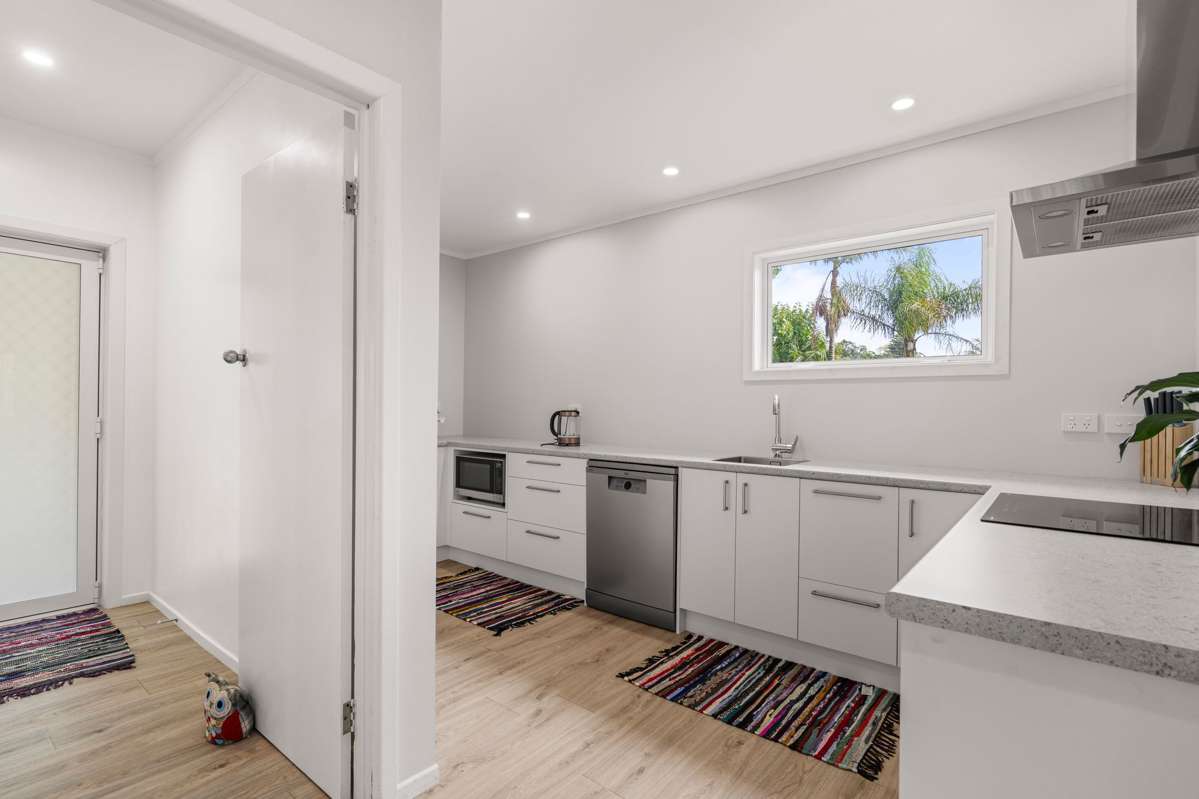 49 Colville Road_2