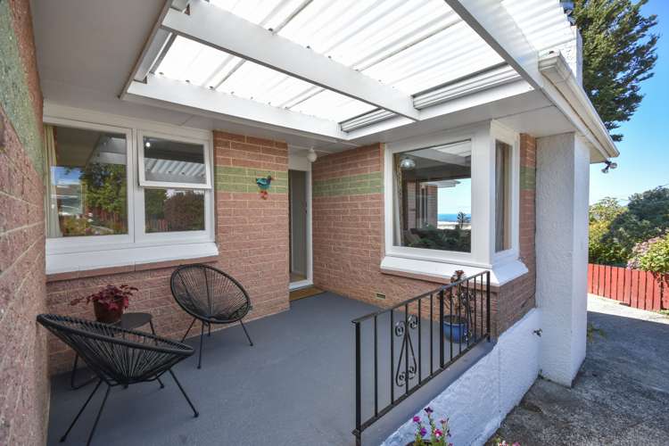 6 Gilkison Street Halfway Bush_20