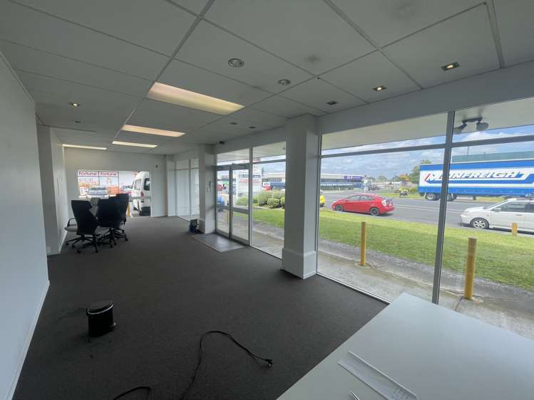 B/176-180 Great South Road Takanini_5