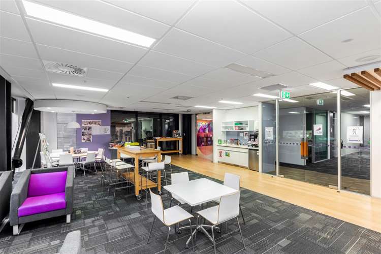 12 Moorhouse Avenue Addington_2
