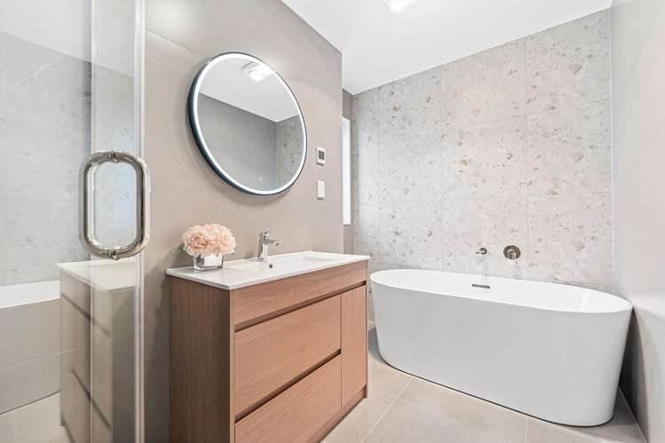 192 Henwood Road Westgate_14