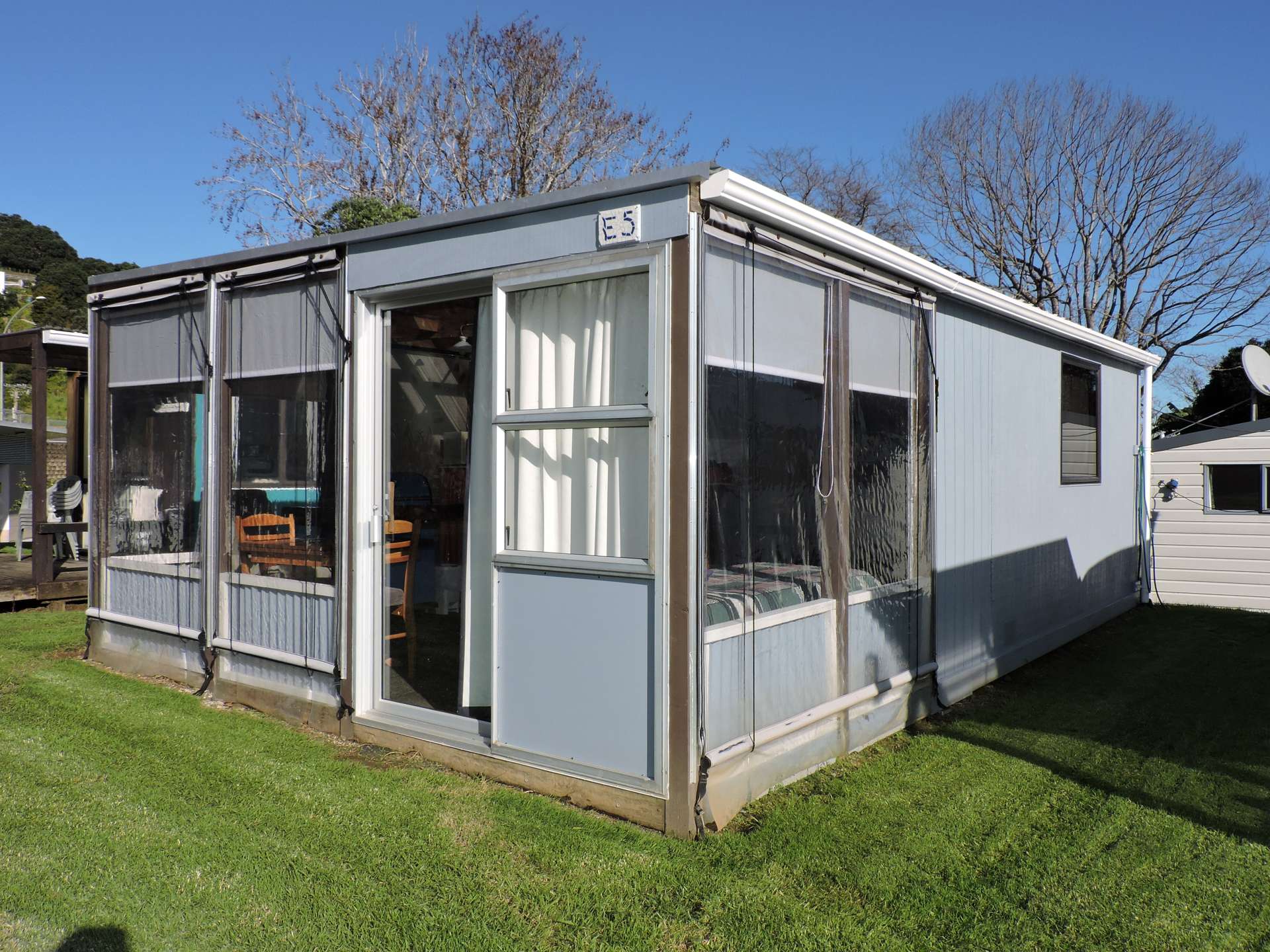 E5/473 Thames Coast Road Te Puru_0