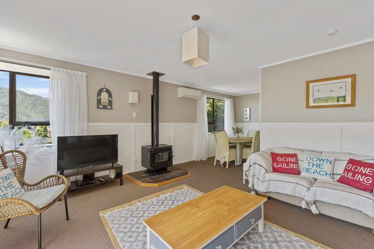 26 Tirimoana Terrace Anakiwa and Surrounds_5