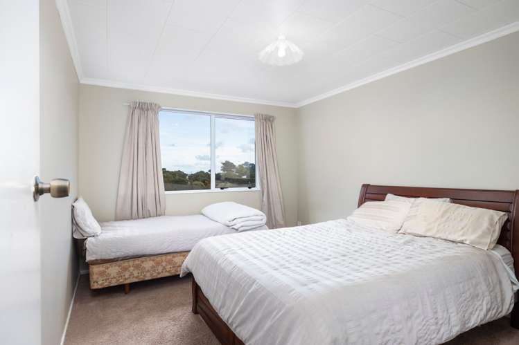 108 Lake Ferry Road Lake Ferry_10