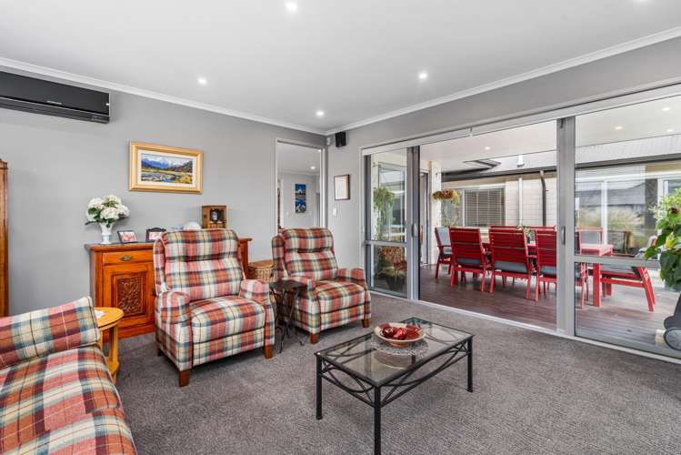 20 Sunline Avenue Lincoln_13