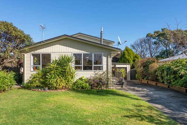 22 Chums Road Paraparaumu Beach_2