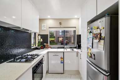 85 Malaspina Place_4