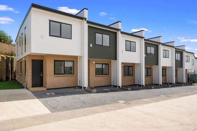 Brand New, Stylish Townhouses