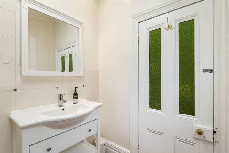 235 Onewa Road Birkenhead_18