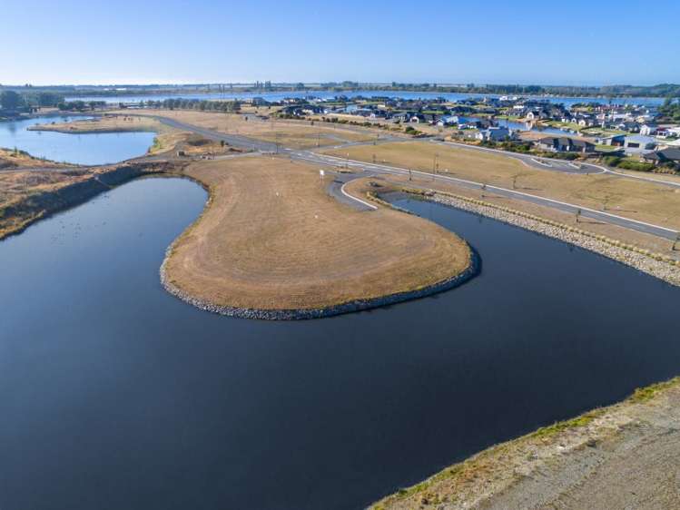 137 Lake Hood Drive Huntingdon_8