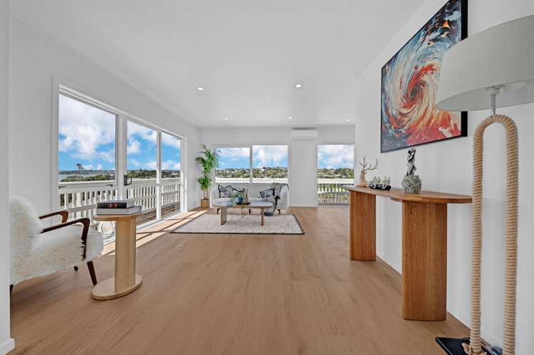 9 Colmar Road Mellons Bay_5