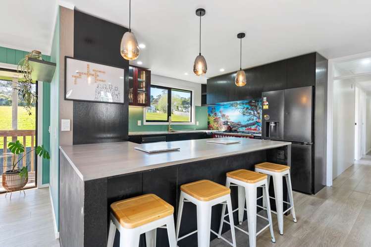 26 Maywood Crescent Glen Eden_4