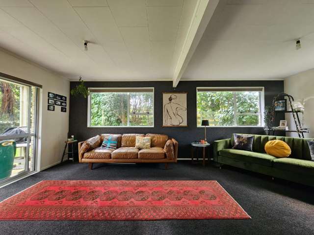 1138 South Road Oakura_2