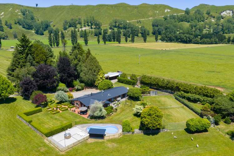 1691 Kawhatau Valley Road Mangaweka_3