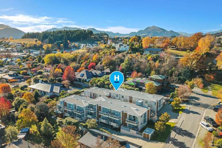 208/29 Warren Street Wanaka_17