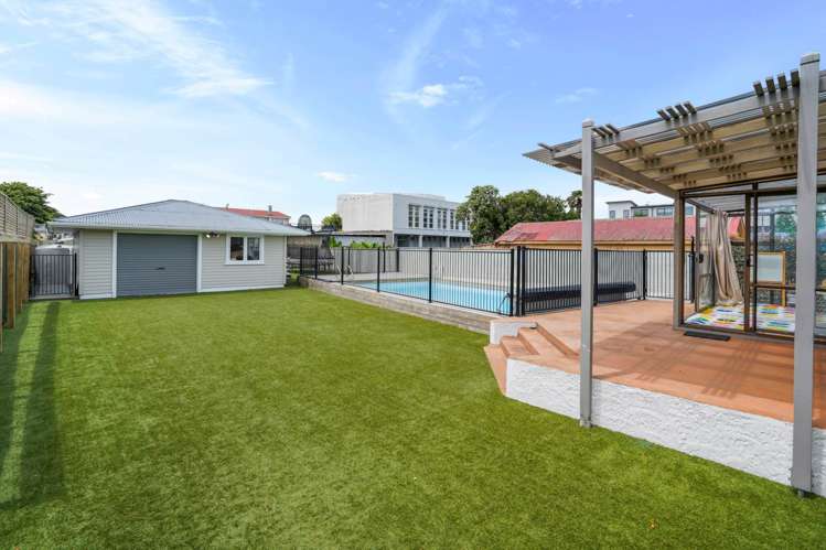 13 Peachgrove Road Te Atatu Peninsula_9