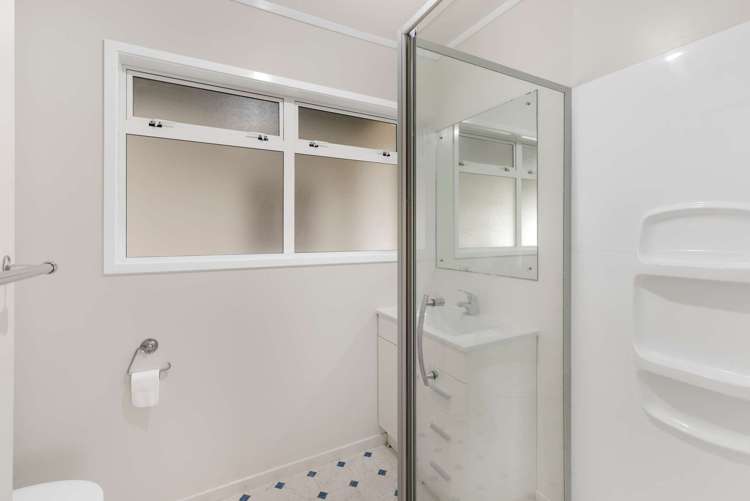 17a Meachen Terrace Waiuku_11