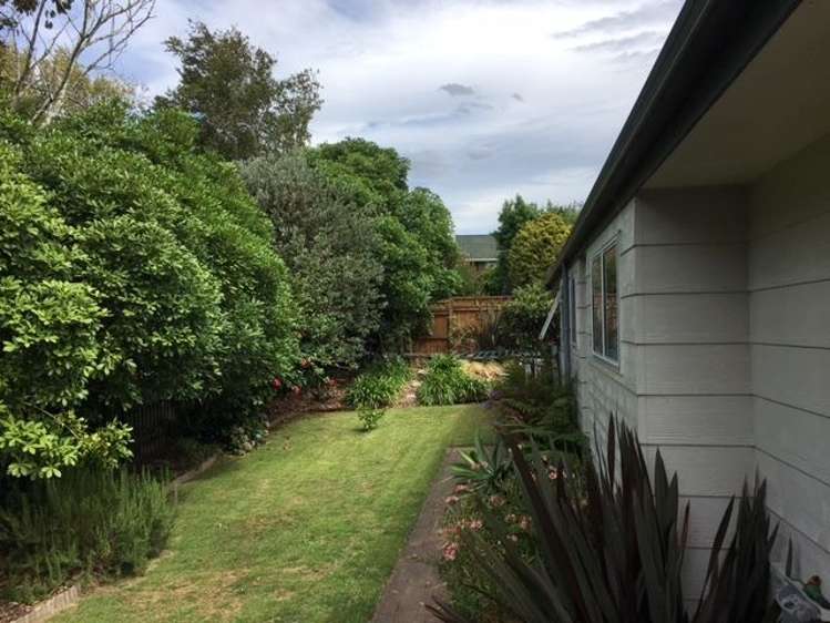 2 Endeavour Avenue Welcome Bay_13