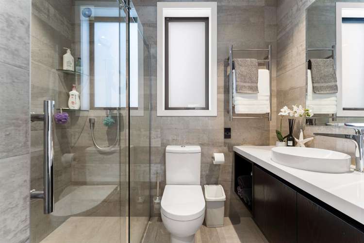 30 Caroline Heights Omaha_19