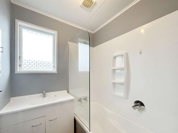 31 Abraham Crescent 10929_10