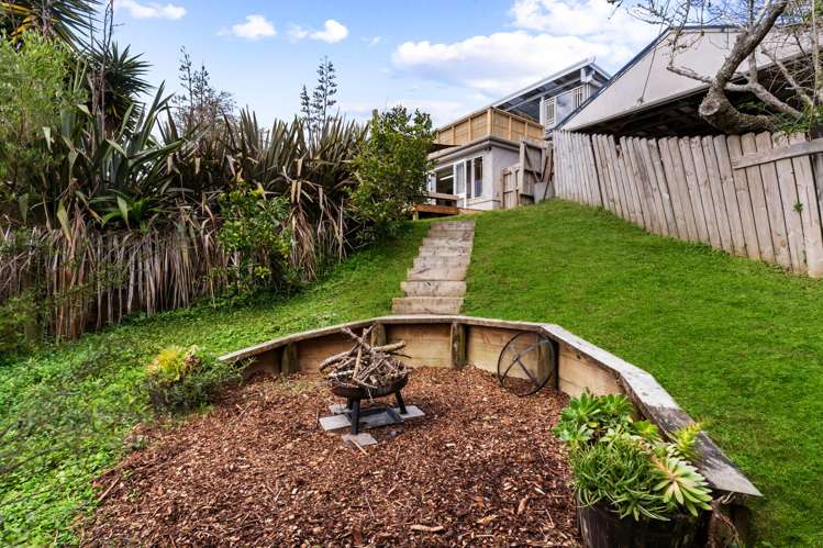 189 Godley Road Titirangi_27