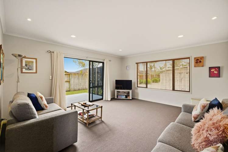 12 Thompson Drive Papamoa Beach_11