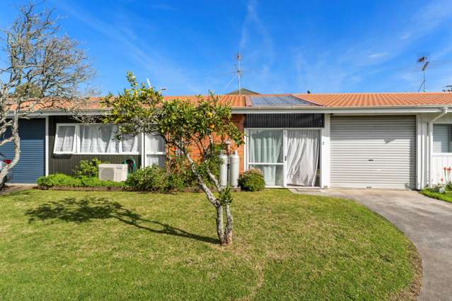 Your Dream Home Awaits in Mangere Bridge!