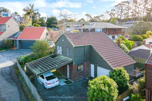 a warm  family home with 4 heat pumps