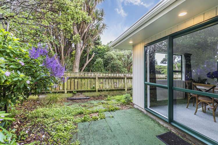 12 & 12A Wairaka Road Pukerua Bay_14