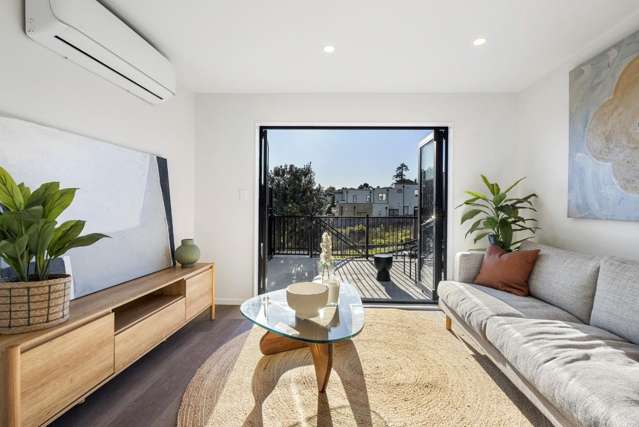 5/4 Ngaroma House Drive Hobsonville_2