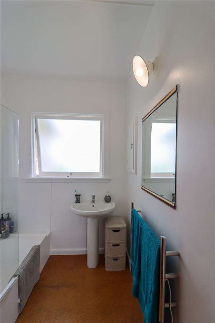 89a Avenue Road West End_13