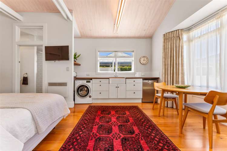 77 Covent Drive Stoke_26