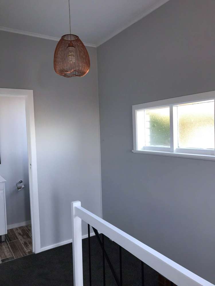 27 Highland Avenue Titirangi_10