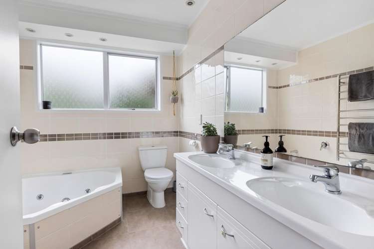6 Clensmore Place Torbay_10